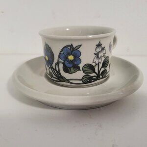 Vintage Arabia of Finland Cup and Saucer-expresso size Flora Design